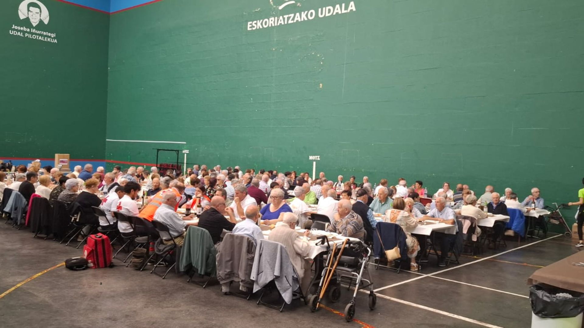 142 personas se congregaron en el homenaje a las personas jubiladas