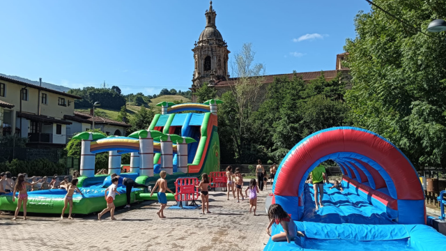 Bihar  puzgarriak  Santa  Marinan